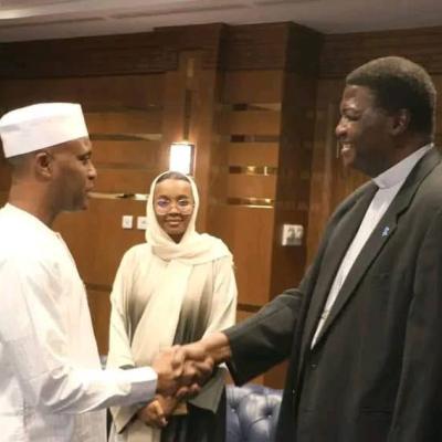 وزير الدولة يستقبل رئيس أساقفة نجامينا المتروبوليت: في مناقشة التجمع القادم لأساقفة أفريقيا الوسطى