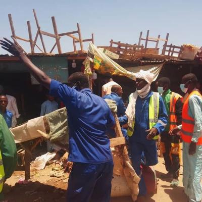 عمدة الدائرة العاشرة يطلق عملية إجلاء في باريير جودجي