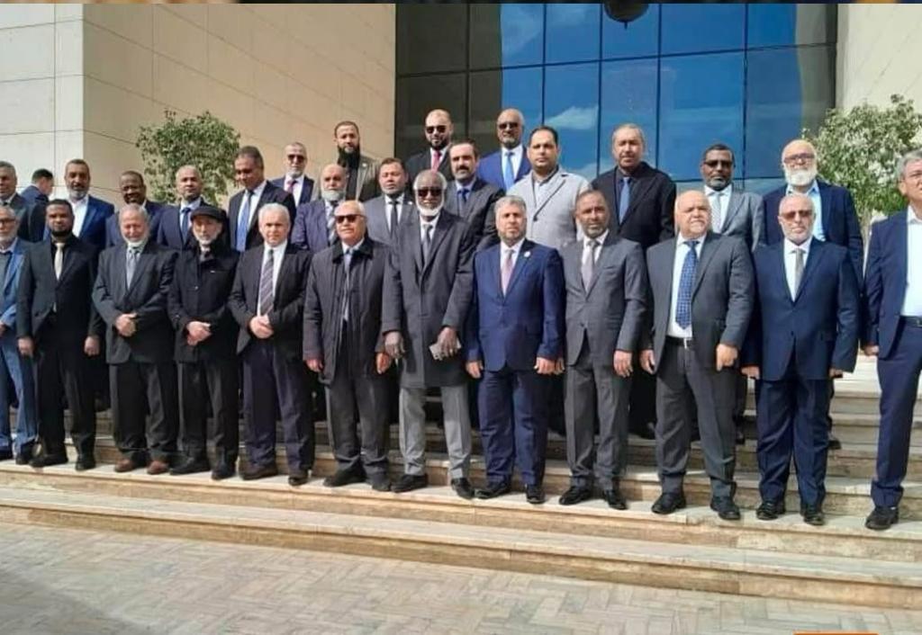 مصدر: أجواء إيجابية في اجتماع مجلسي النواب والدولة بالقاهرة