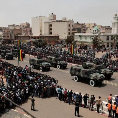 السنغال تستلم قاعدة روفيسك من القوات الفرنسية